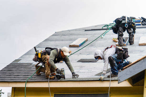 Professional Gutter Installation technician working in Bluffton, OH